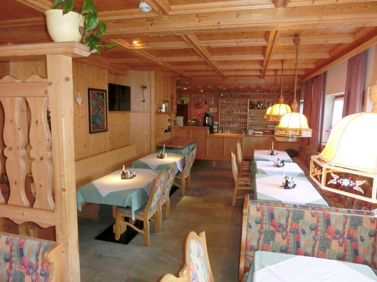 Pension Enzian Niederau Exterior photo